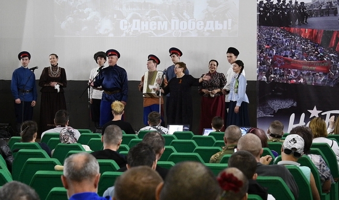 В волгоградском госпитале ветеранов войн прошел концерт в честь 9 Мая