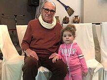3-летняя дочь Эммануила Виторгана впервые села на велосипед