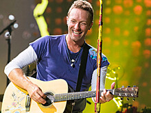 Coldplay анонсировали новый альбом "Moon Music"