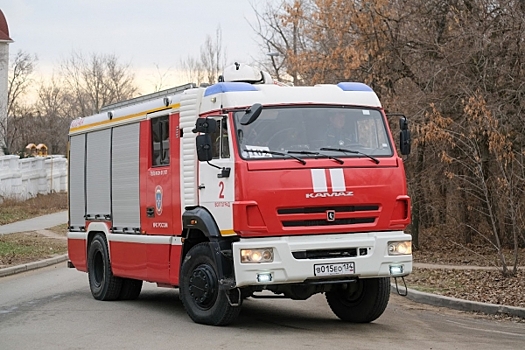 В Волгограде из-за замыкания электрооборудования сгорела хозпостройка