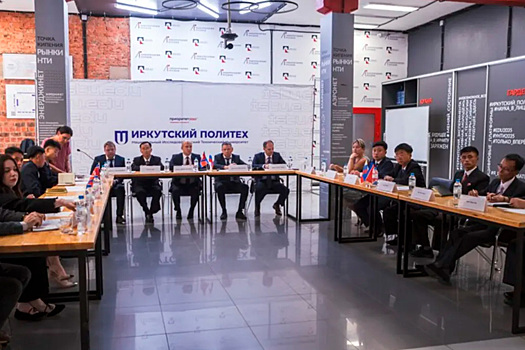 Студенты из КНДР осваивают геологию твердых полезных ископаемых в ИРНИТУ