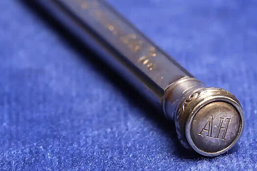 На аукцион выставлен карандаш Гитлера, подаренный ему Браун