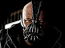 Защита уровня «Бог»: в США стали популярны маски из фильма про Бэтмена