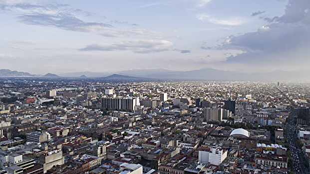 В Мехико произошли три землетрясения