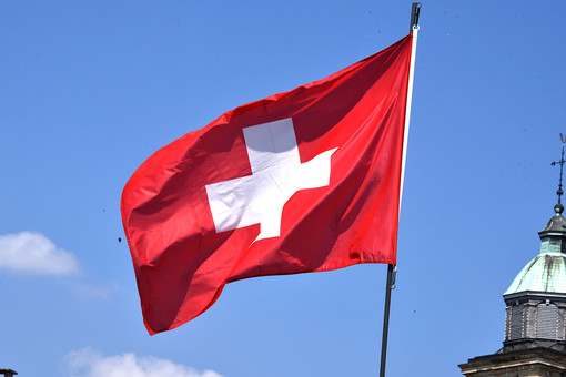 Крупнейшая партия Швейцарии призвала власти вернуться к строгому нейтралитету