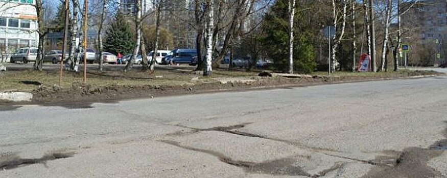На ремонт дорог Великого Новгорода направят еще 150 миллионов рублей