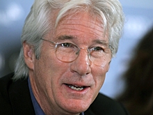 Ричард Гир продаст Jauguar и отправит вырученные деньги на Украину