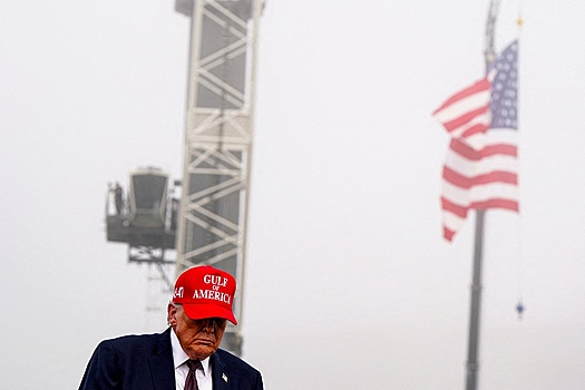 США попытались оправдать начало операции против Ирана "покушением на Трампа"