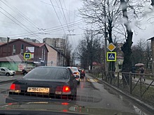 «Балтрайон стоит в 100-бальной пробке»: калининградцы — об утренних заторах