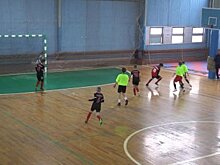 В Каменке начался зональный этап соревнований по мини-футболу