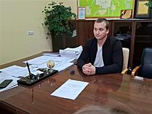 Выпускник "Школы героев" помогает благоустраивать родной город