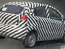 Geely начала тестировать новый компактный хетчбэк