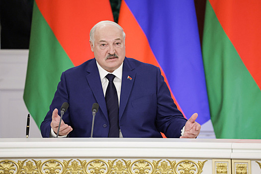 Лукашенко предупредил Зеленского об угрозе отстранения от власти