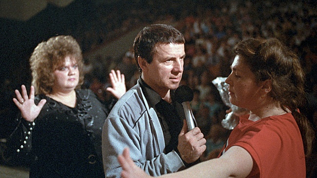 MK.RU: Анатолий Кашпировский попал в больницу из-за обморока в аэропорту