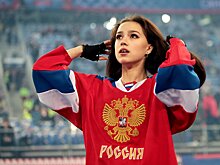 Как Алина Загитова связана с хоккеем — отец — хоккеист, номер с клюшками, горячая поддержка сборной России