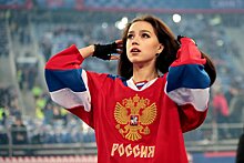 Как Алина Загитова связана с хоккеем — отец — хоккеист, номер с клюшками, горячая поддержка сборной России