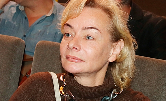 Дочь Евстигнеева отдала мошенникам более 1,6 млн рублей