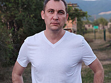 «Наши за границей». Обыски по делу Ходорковского, легкий пофигизм и отзывчивые полицейские. Рассказ Николая, который уехал из Москвы в Тбилиси