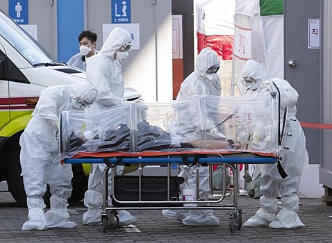 «Чудовищно высокие штрафы»: россияне рассказали о третьей волне коронавируса в Южной Корее