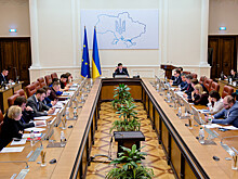 Источники сообщили о возможных перестановках в кабмине Украины