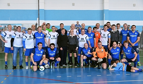 В Волгограде прошел матч в честь 30-летия первых медалей «Ротора» в ЧР