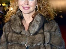 Елена Захарова показала колыбельку дочки