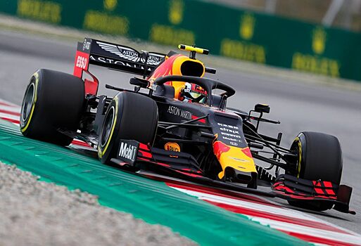 Пьер Гасли: Mercedes гораздо быстрее Red Bull и Ferrari