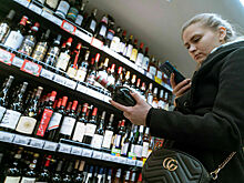 Кабмин установил ключевой показатель снижения доли контрафактного алкоголя на рынке