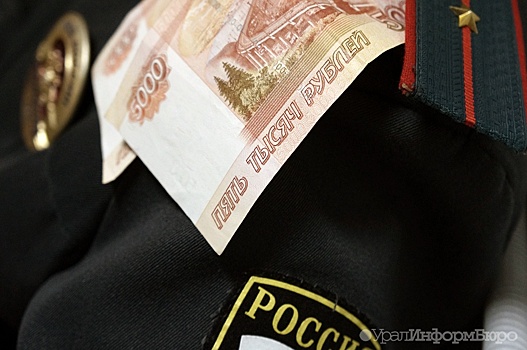 В Екатеринбурге следователя городской полиции взяли под арест