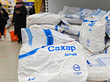 "Известия" сообщили о приостановке продаж сахара с заводов в российские магазины
