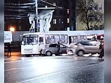 В центре Рязани произошло ДТП из-за неработающего светофора