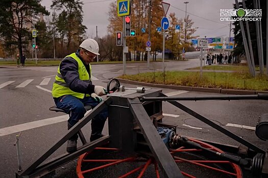 Перекресток Московского проспекта и Никольского проезда стал «умным»