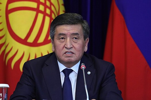 Оппозиция хочет объявить импичмент президенту Киргизии