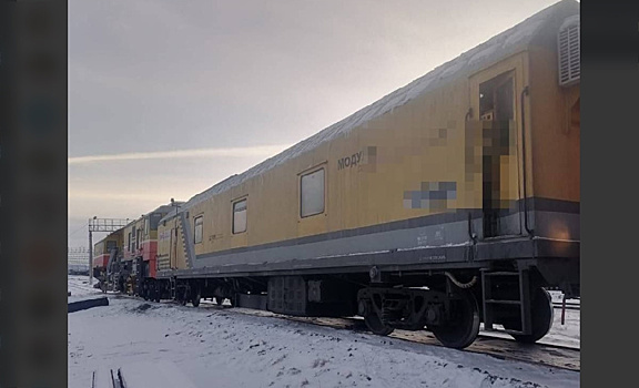 В Приамурье мужчина попал под поезд: от травм он скончался в больнице