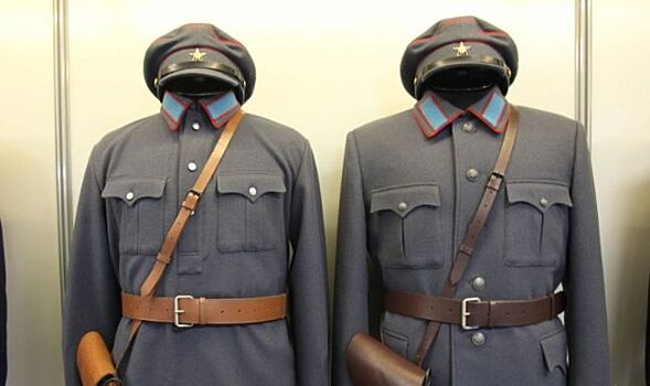 В музее костюма на «Мосфильме» открылась выставка милицейской и полицейской формы