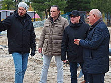 В Надыме депутаты проинспектировали ход строительства городского парка