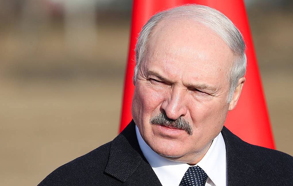 Почему Лукашенко отказался от теста на коронавирус