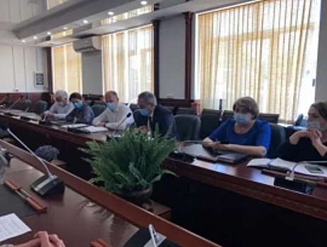 В Минздраве Дагестана прошло заседание с участием московских специалистов