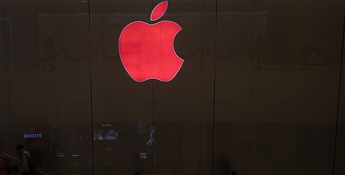 Трамп призвал Apple покинуть Китай