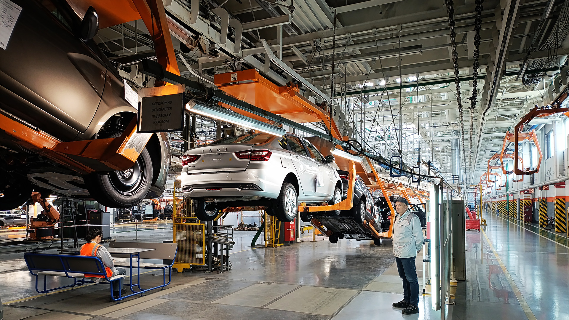 Как&nbsp; собирают новые Lada: интересные факты о контроле качестве на АвтоВАЗе
