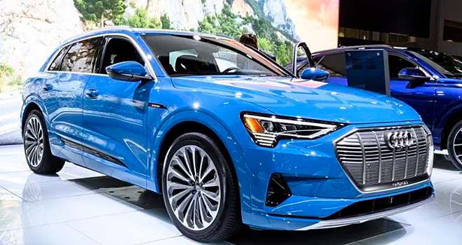 Шесть моделей Audi могут потерять мощность из-за пролитой на задний диван жидкости