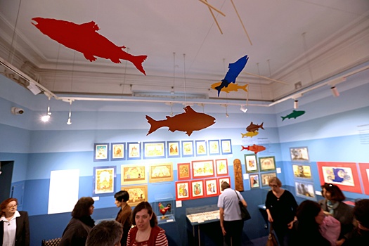 Прыжок в корыто: в Гослитмузее напомнили про "Уроки золотой рыбки"