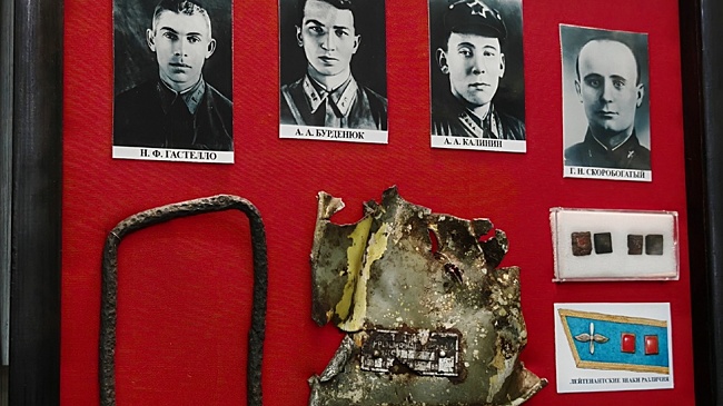 В Витебске открылась мемориальная выставка "Не вернувшимся из полета"