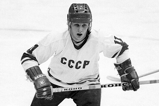 Как Игорь Ларионов сам играл на молодёжных чемпионатах мира по хоккею