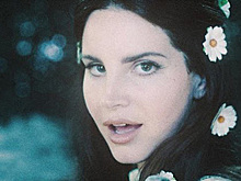 Лана Дель Рей выпустила клип на новый трек Love