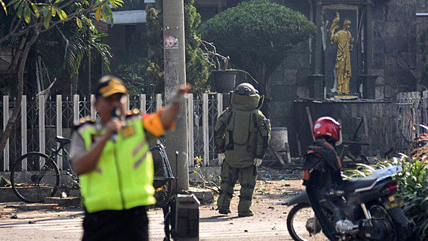 Ростуризм предупредил россиян о взрывах в Индонезии