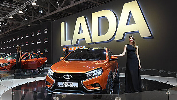 Лидером продаж российского рынка в октябре стала Lada