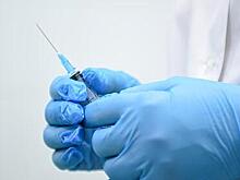 Вирусолог объяснил пользу старых вакцин в борьбе против омикрона