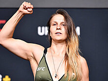 Столяренко получила награду за лучшее выступление вечера на UFC 276