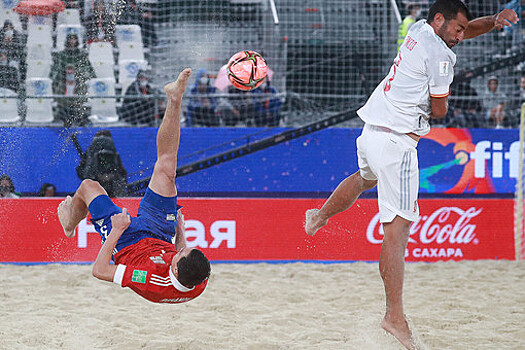 Россия вышла в полуфинал чемпионата мира по пляжному футболу